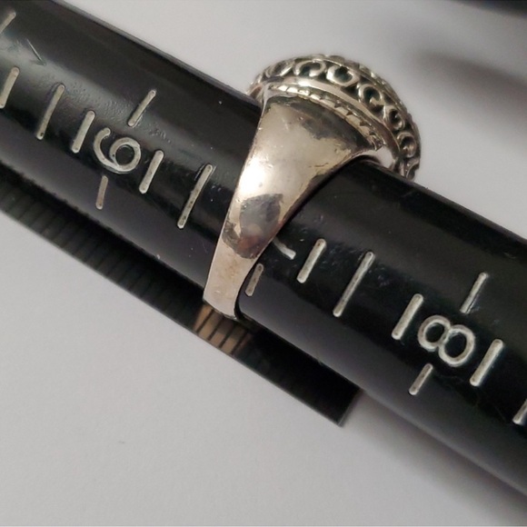 Sterling Silver 925 Artisan Ring with Mesmerizing Amazonite Gemstone - Picture 4 of 4